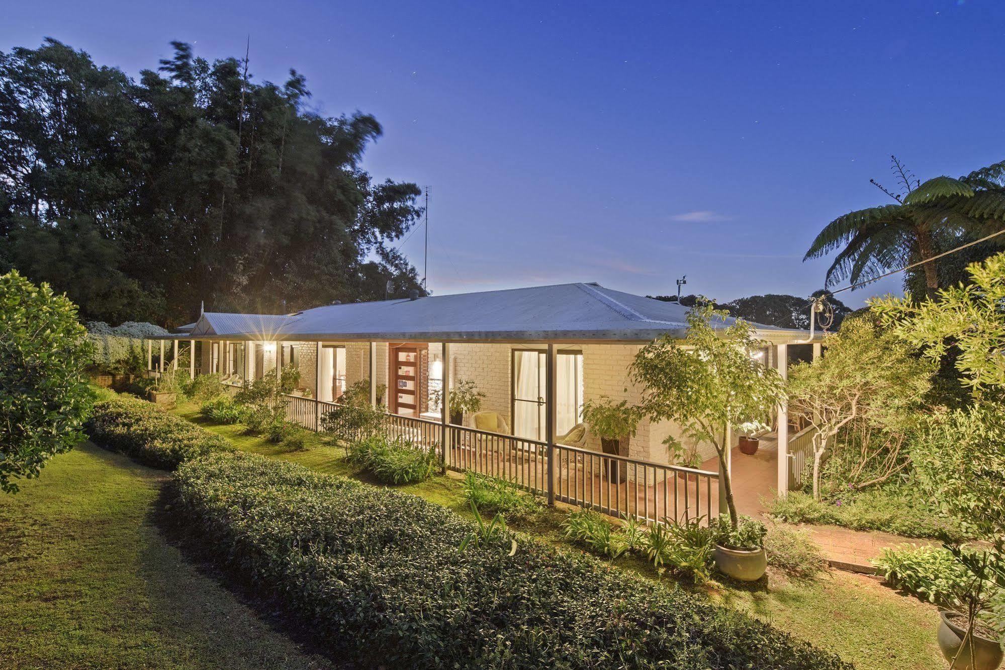 Eden Lodge Nambour Ngoại thất bức ảnh